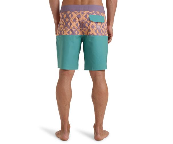 Billabong Fifty50 Pro 18" - Performance Board Shorts for Men