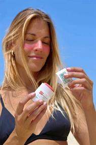 Green Bush Sunscreen Stick