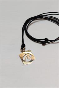 Hart 14-Karat Gold Pendant Wave - Necklace