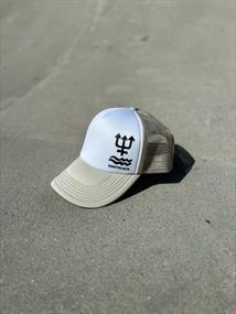 Hart Beach Truck Cap