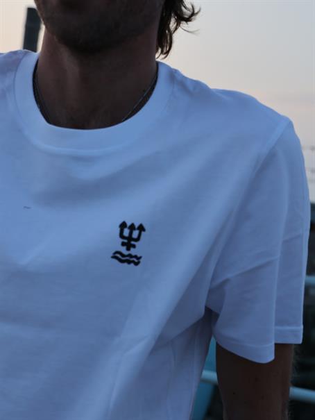 Hart The BIG 'H' Unisex T-shirt