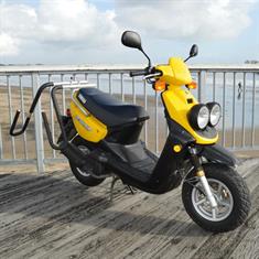 MovedByBikes Moped Rack