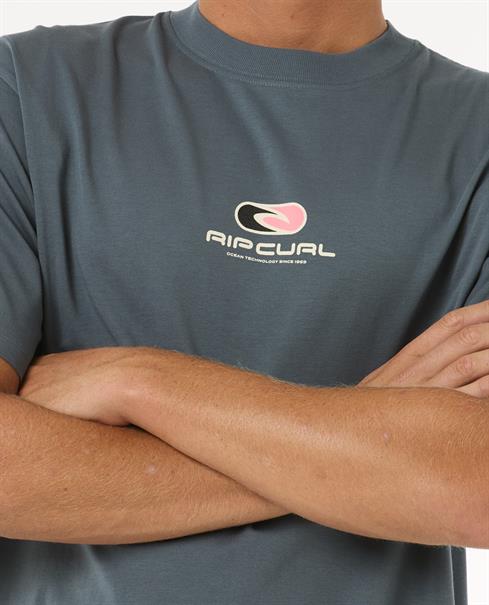 Rip Curl Pill Icon - Surf Lifestyle T-shirt voor heren met korte mouwen