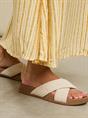 Roxy Syenna - Slides for Women