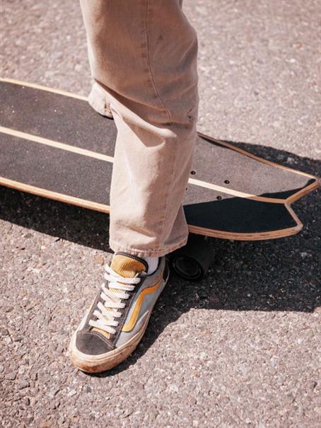 Slide Swallow 33" Kaolin - Surfskate