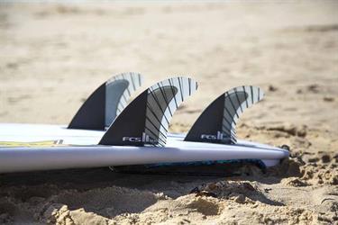 The Ultimate Surfboard Fin Guide 