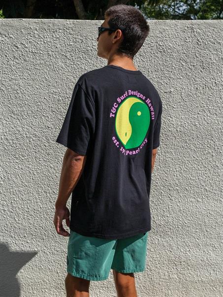 Town & Country OG Logo Tee - Men's T-shirt