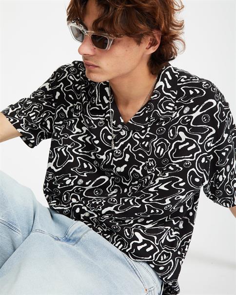 Volcom Featured Artist - Filip Rygalski Shirt